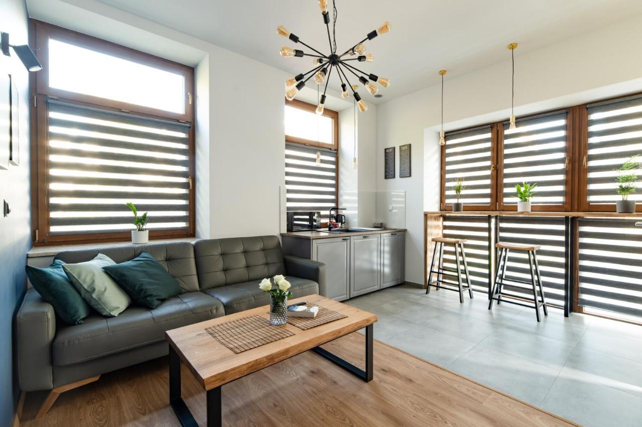 Neo Unique & Bright Apartments, Free Parking, 15Min Old Town & Kazimierz - By Homelike Cracovia Esterno foto