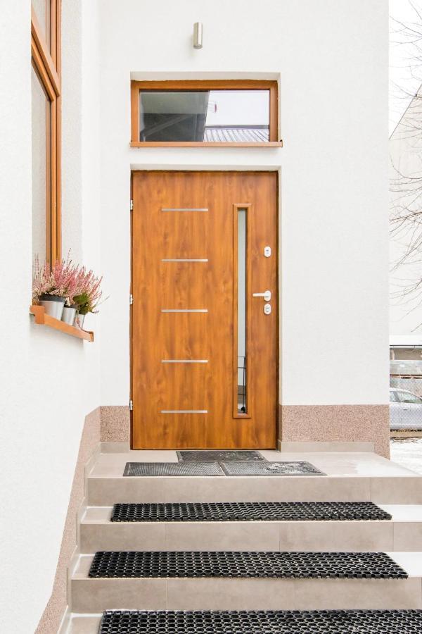 Neo Unique & Bright Apartments, Free Parking, 15Min Old Town & Kazimierz - By Homelike Cracovia Esterno foto