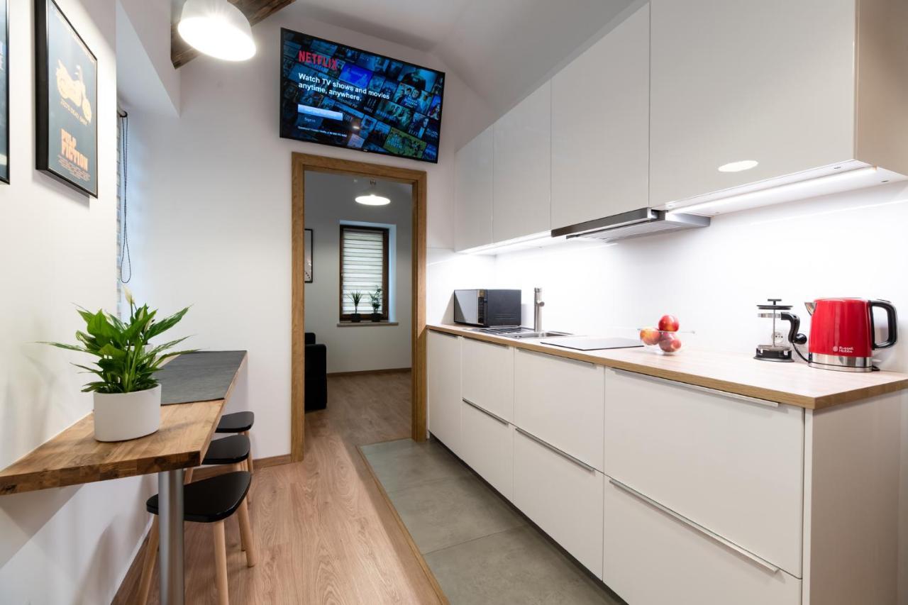 Neo Unique & Bright Apartments, Free Parking, 15Min Old Town & Kazimierz - By Homelike Cracovia Esterno foto